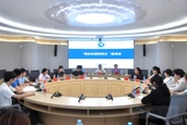 【树立和践行正确政绩观】学校举办第二期“我的校园我做主”圆桌派活动