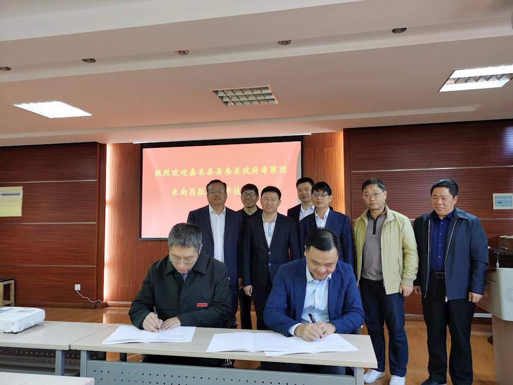 561abbe9532c4489994e3492a87b6329.jpg 561abbe9532c4489994e3492a87b6329.jpg