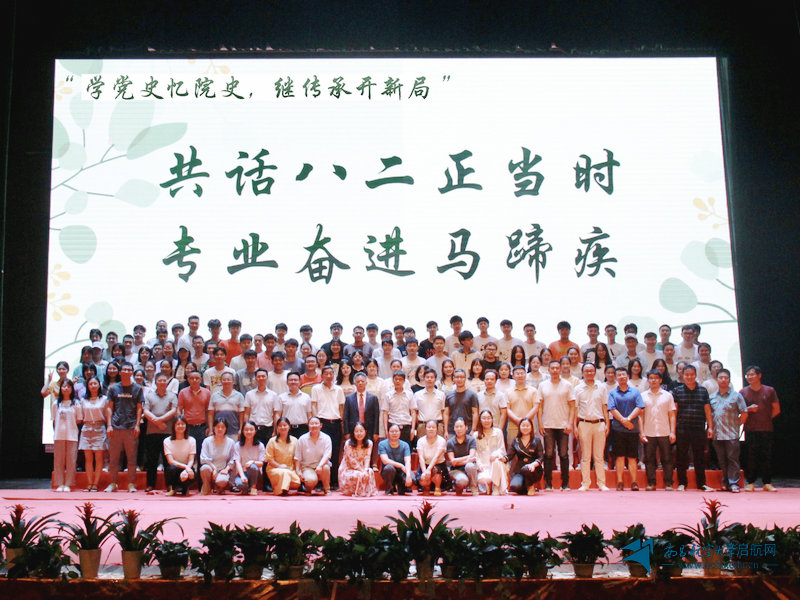 81b2cf9cc102415ea9dabc342bca1f0f.jpg