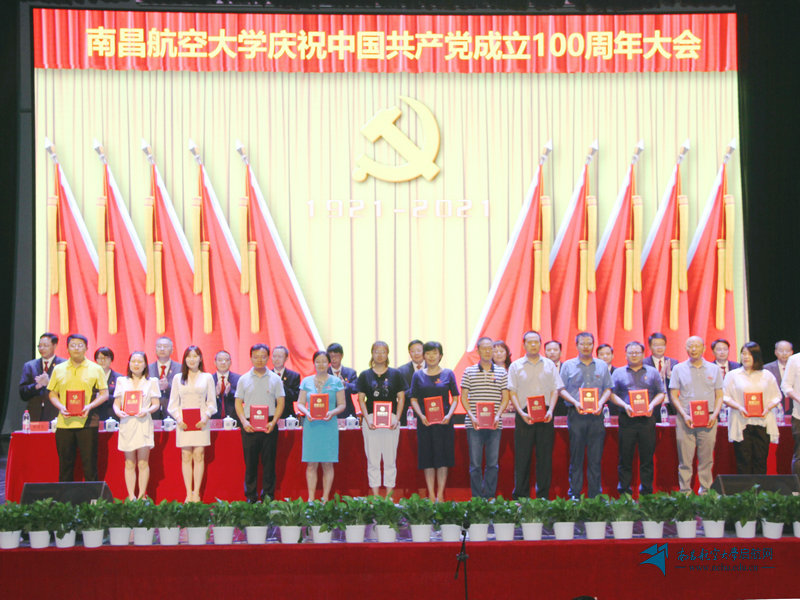 dfa7fa2971f74b8fa519bb98cc977eac.jpg