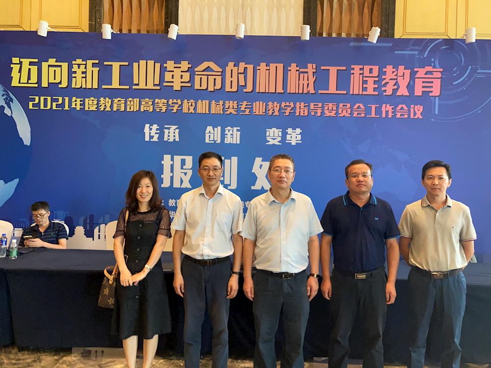 99f475a913a845d19aa279b65fb880eb.jpg 99f475a913a845d19aa279b65fb880eb.jpg