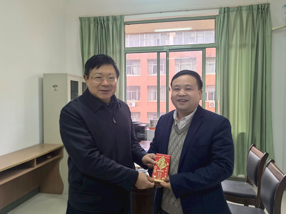 1f5bef3851ee48e79f00b140c0b7a6ff.jpg 1f5bef3851ee48e79f00b140c0b7a6ff.jpg