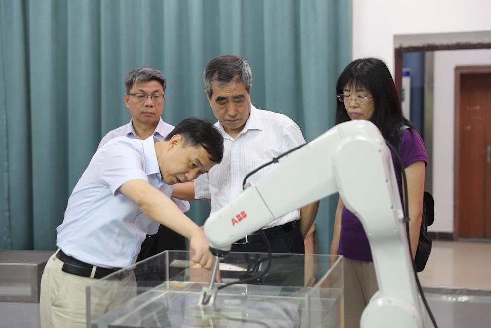 3911a2e430c64547931e6006577d1fe5.JPG 3911a2e430c64547931e6006577d1fe5.JPG