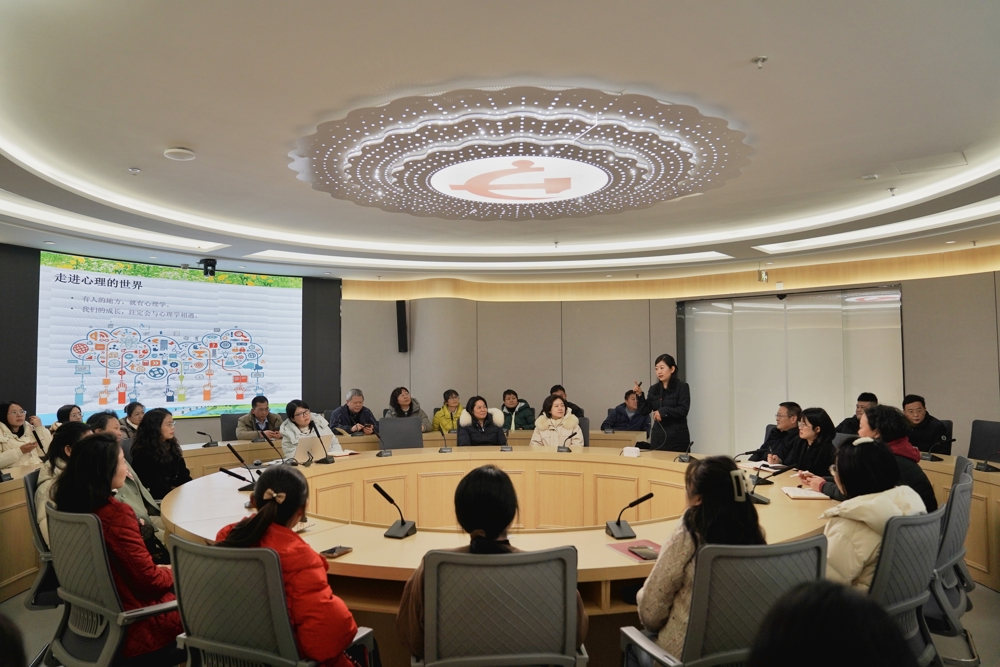 60b24f764bd688c854f326fb486cc18