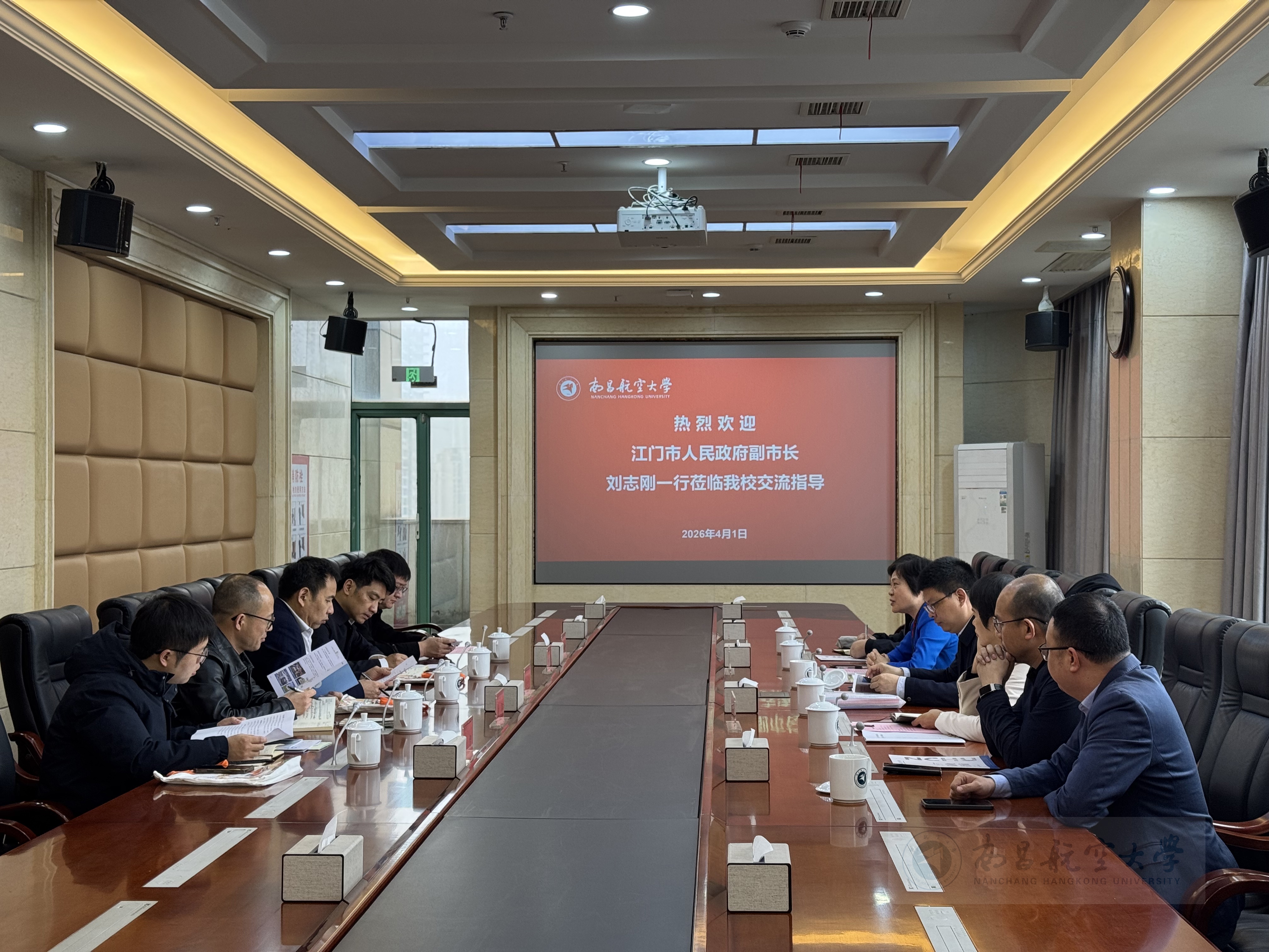 0585b98a5c5665747639da622f9dc11f