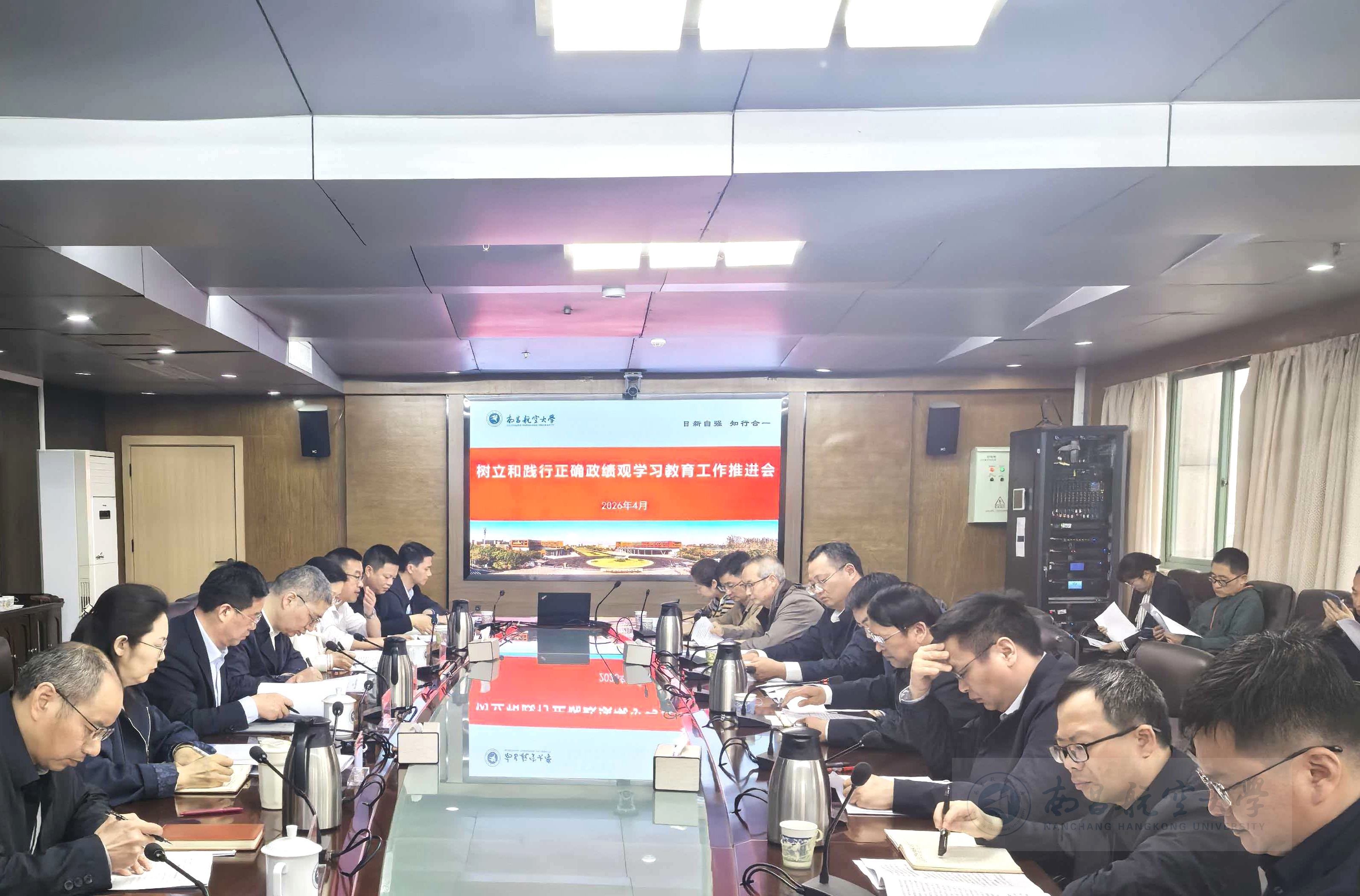 1745d5c028c4a25143319e83ba29e365