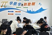 【树立和践行正确政绩观】紧扣成长所盼     全方位护航学生全面发展