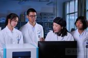 【优秀教师风采】材料学院王春霞： 走出一条连通产线与课堂的育人路